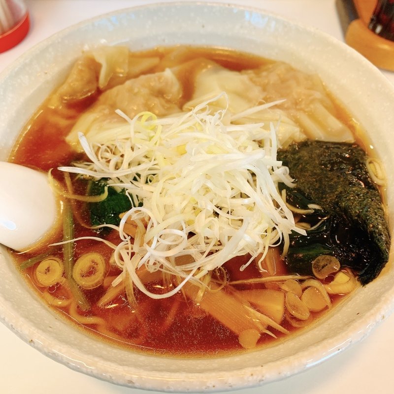 ワンタンメン(東陽らーめん)