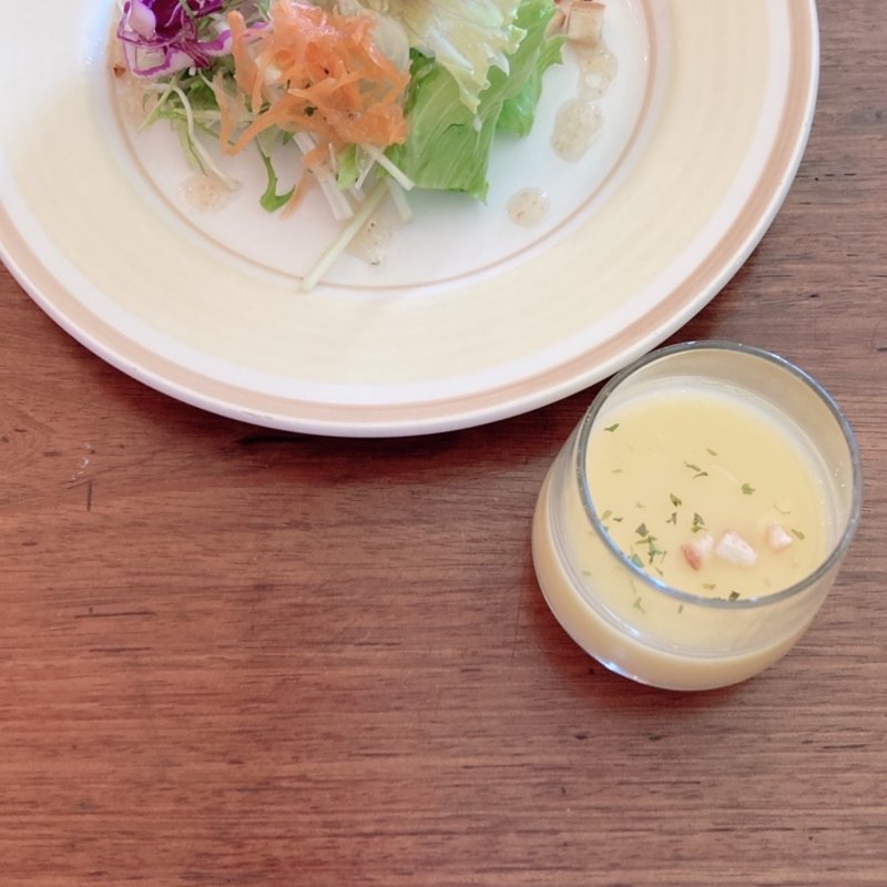 ランチセット サラダ スープ(GLOWTH COFFEE)