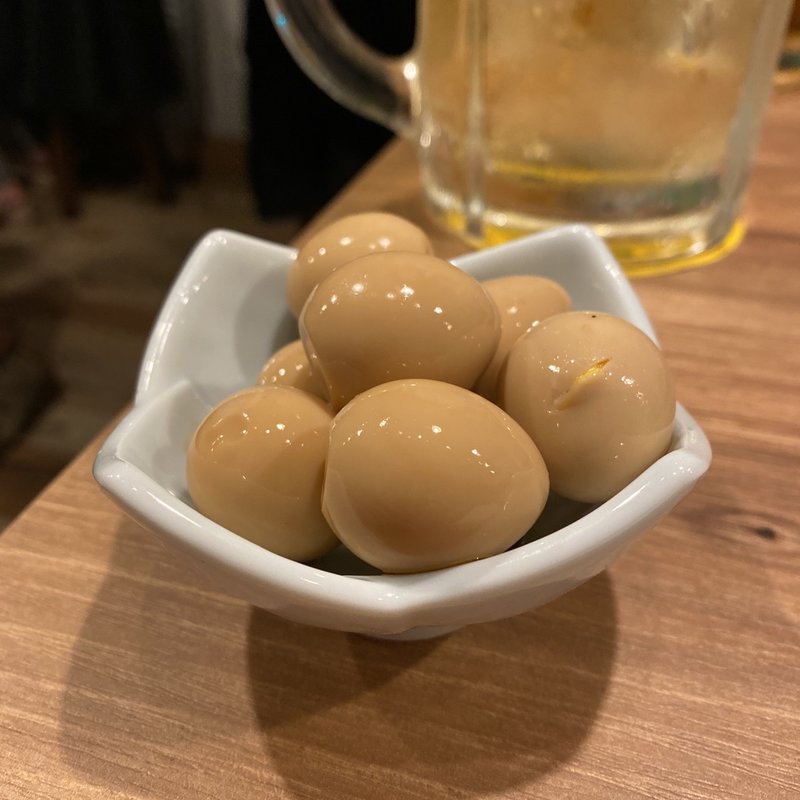 うずら玉子の醤油漬け(酒場 ブラジル 名駅本店)