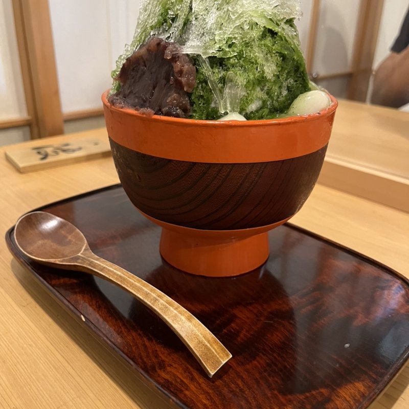 かき氷(萬御菓子誂処 樫舎 （よろずおんかしあつらえどころ かしや）)