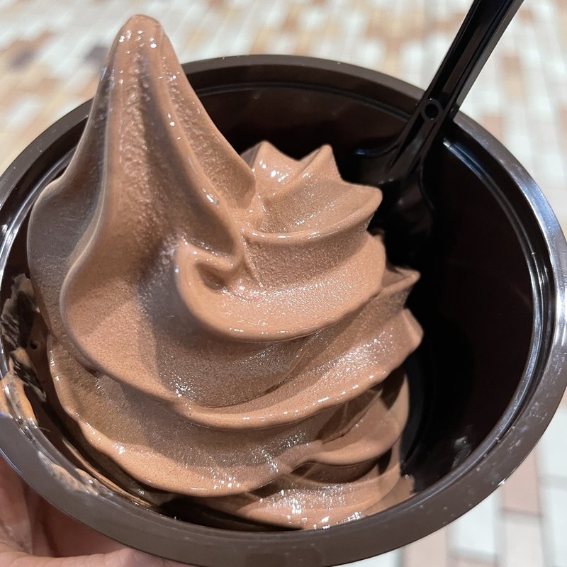 ベルギーチョコソフト(ミスターワッフル ルミネ新宿店 （MR.waffle）)