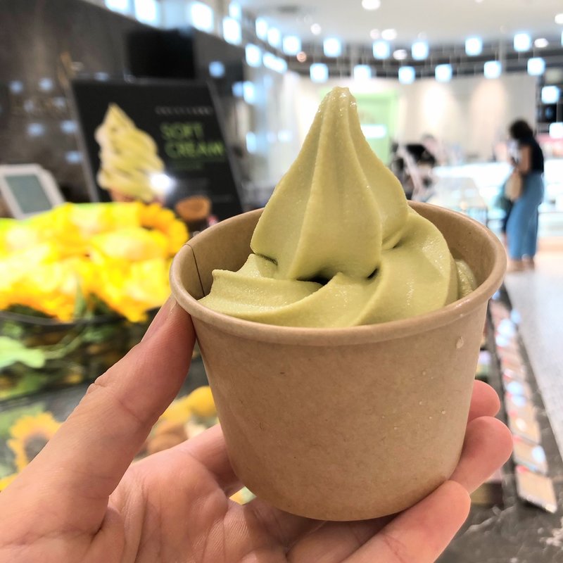 ソフトクリームピスターシュ(ル　ショコラ　ドゥ　アッシュ 渋谷ヒカリエ ShinQs店 （LE CHOCOLAT DE H）)