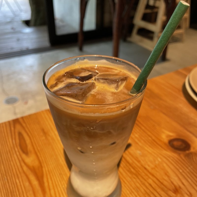 アイスカフェラテ(TINY GARDEN 蓼科)