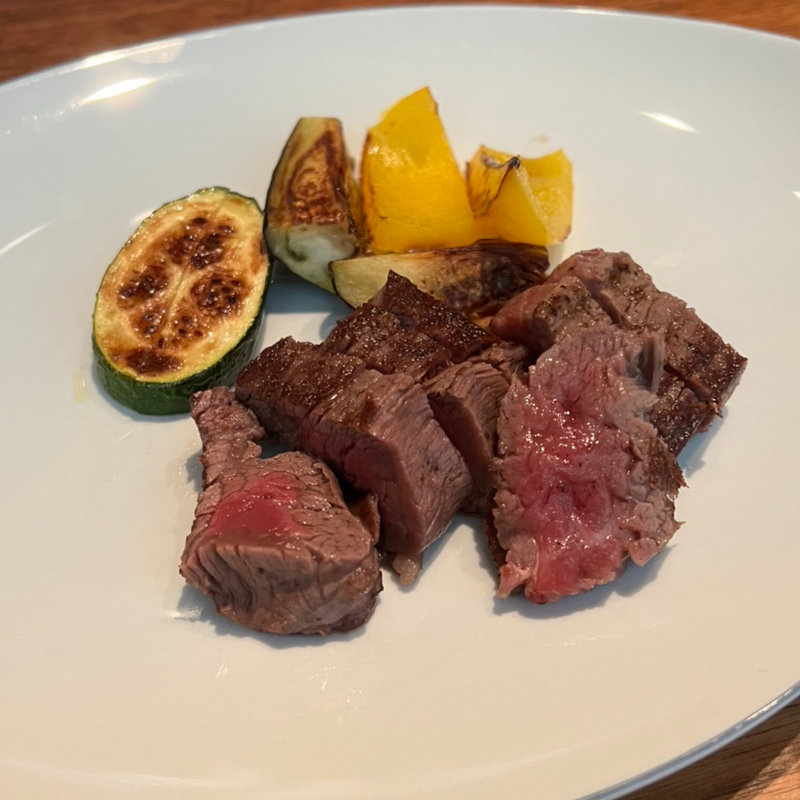 (鉄板焼 けやき坂)