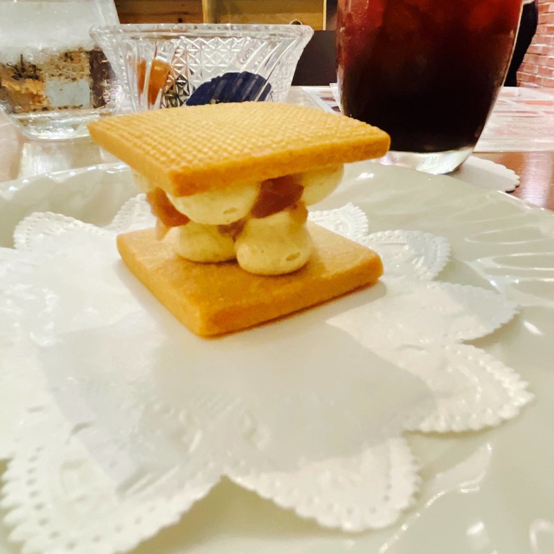 Wマロンバターサンド(STATION WINERY by SHIDAX)