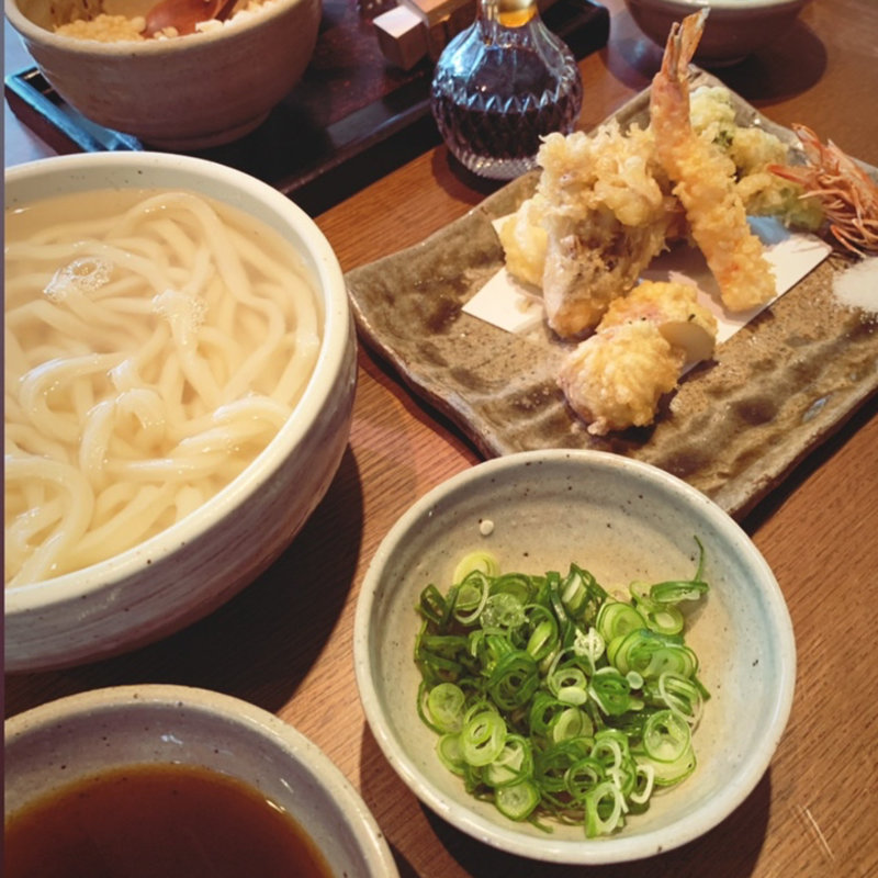 大盛釜揚げうどん(釜竹 （かまちく）)