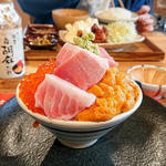 うにとろイクラめし