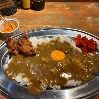 大阪マドラスカレー+からあげ(大阪マドラスカレー22号店)