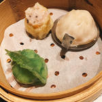 スープたっぷりなでしこポークの上海式小籠包(チャイナルーム （Chinaroom）)
