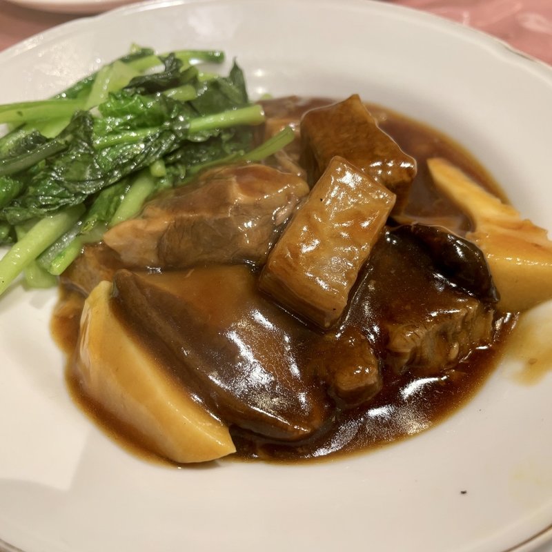 牛バラ肉の煮込み(獅門酒楼)