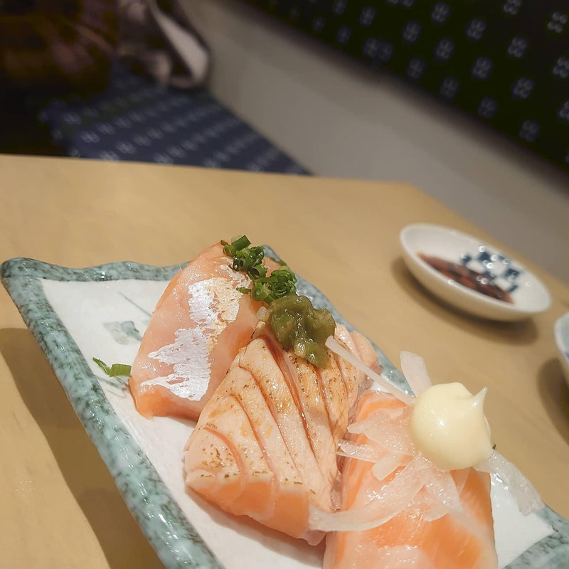 サーモン三昧(すし酒場　さしす)