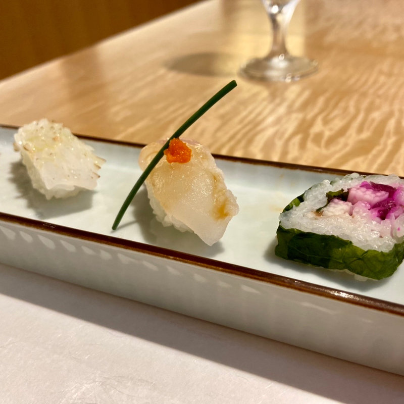 お通し（寿司）(博多 魚蔵)