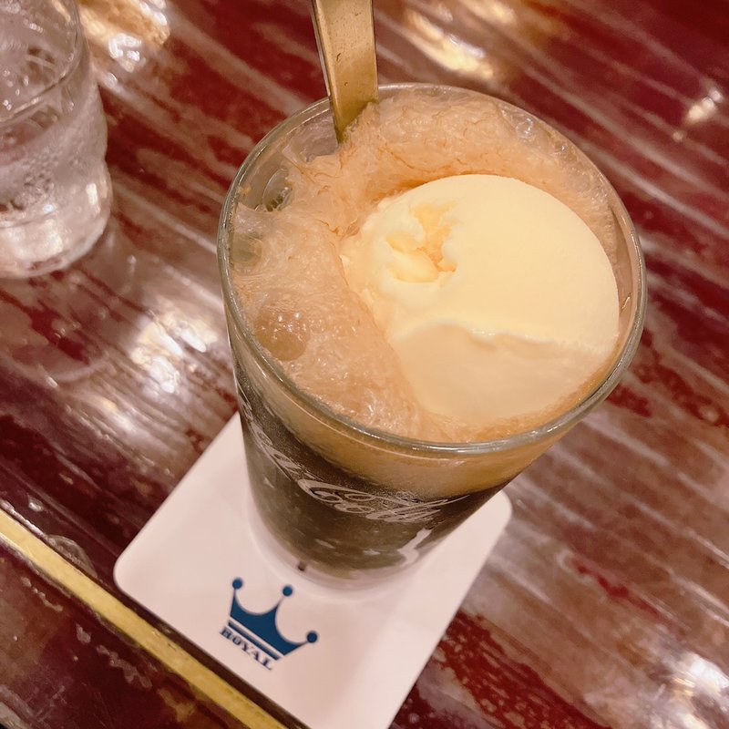 コーラフロート(ローヤル)