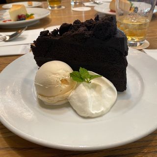 (T.Y.HARBOR RIVER LOUNGE （ティーワイハーバーリバーラウンジ【旧店名】ウォーターライン）)