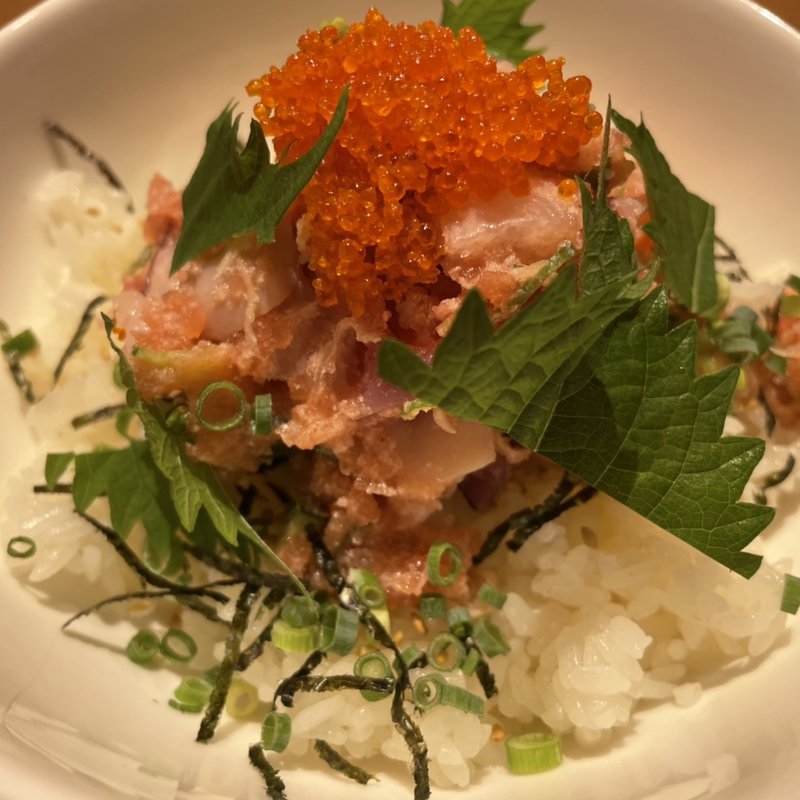 海鮮丼(FISH&SOUR UOKIN DINER)