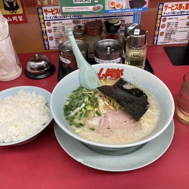 朝ラーメン&ライス(山岡家 結城店 （やまおかや）)