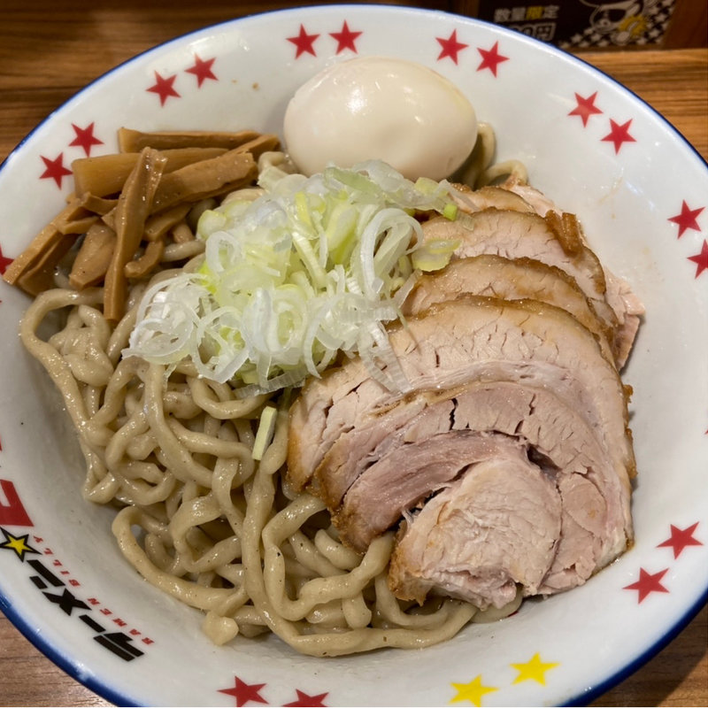 豚入り油そば　中(ラーメン ビリーPlus 駅前店)