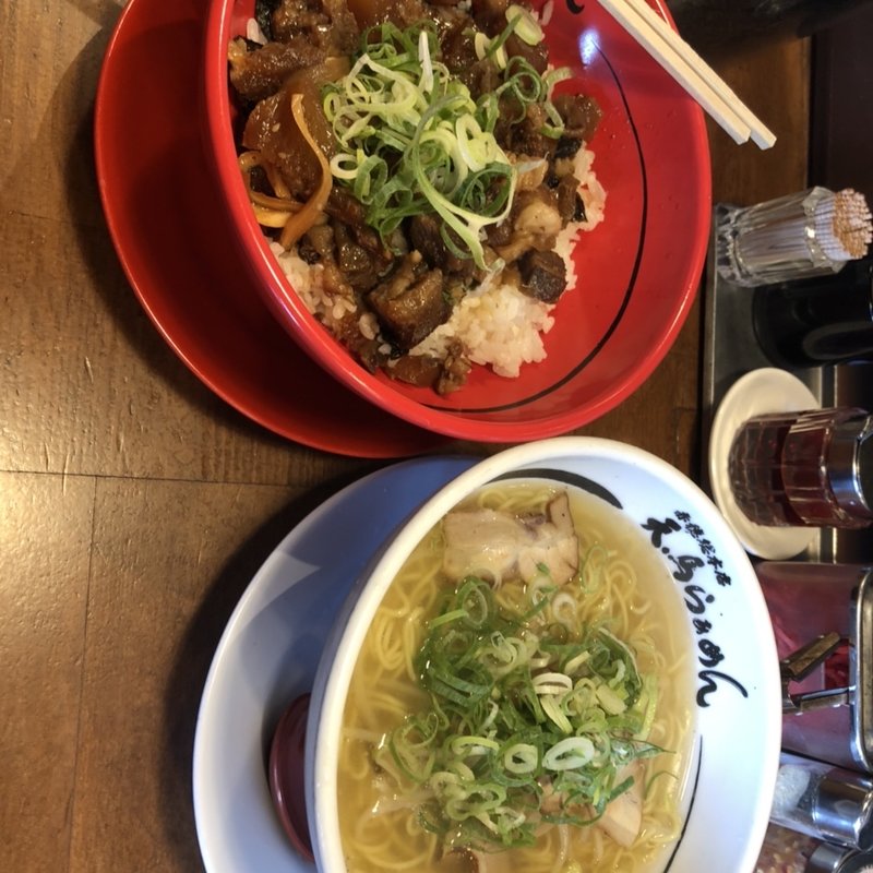 すじ丼(天馬らぁめん 赤穂総本店)