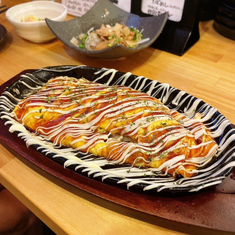 とん平焼き(鉄板・粉もん酒場 sambu（サンブ）)