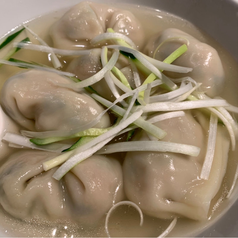 スープ水餃子(天鴻餃子房大手町店)