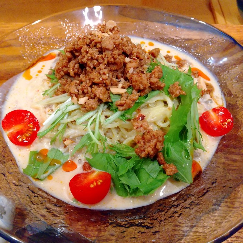 夏季限定の冷やし豆乳担々麺(ごはん屋さん てぃーだ)