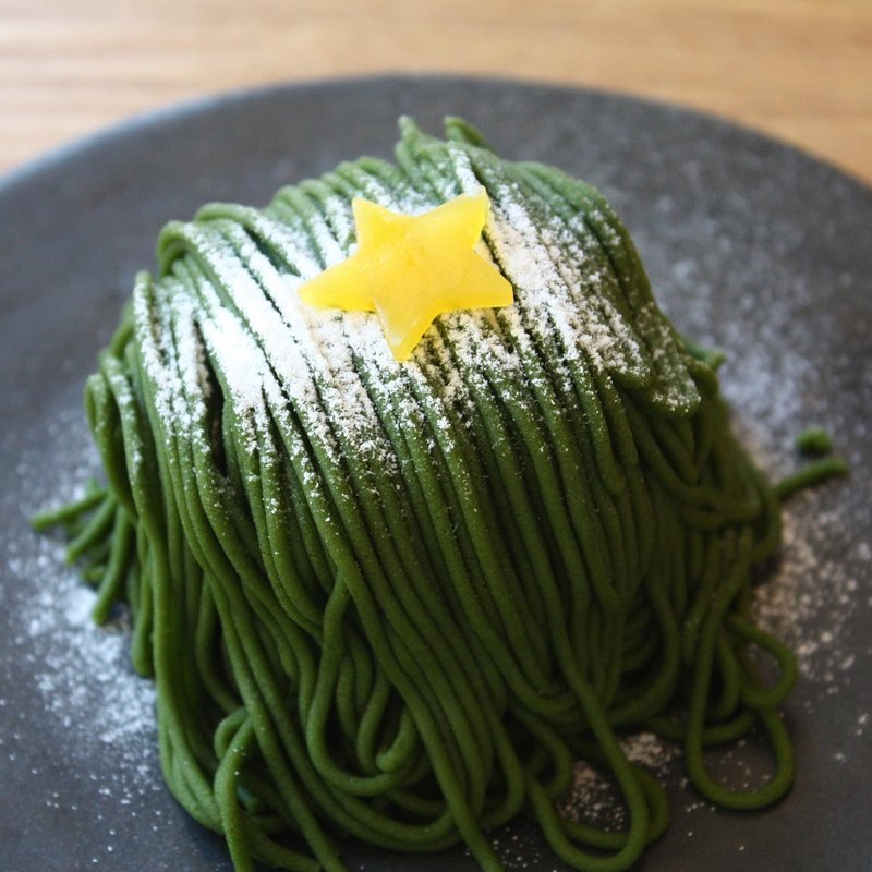 ほうれん草と抹茶のモンブラン(麻布野菜菓子 銀座店)