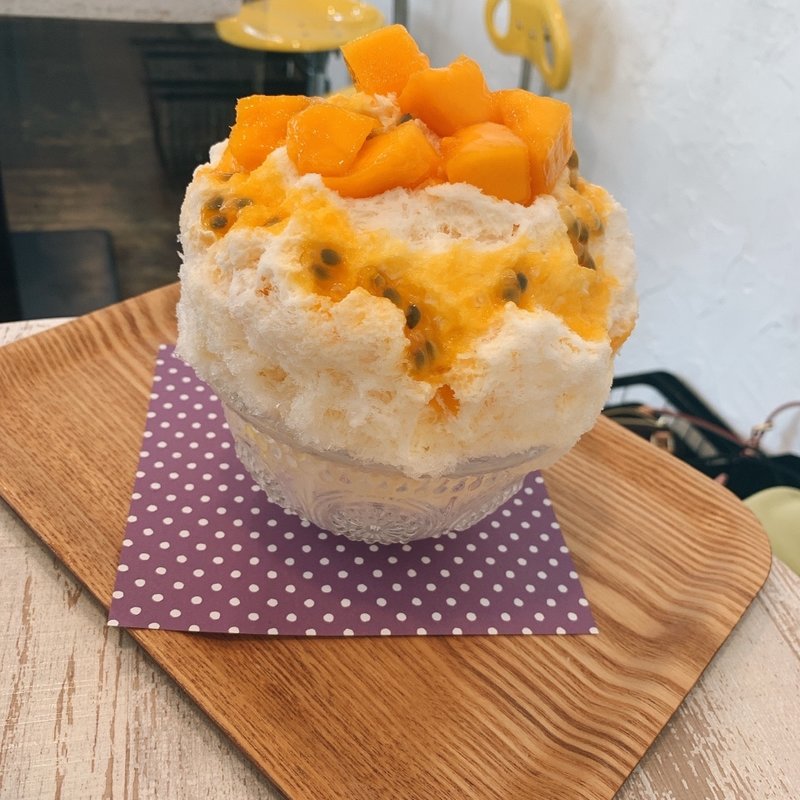 宮崎マンゴーとパッションフルーツのレアチーズ(はいむる珈琲店 )