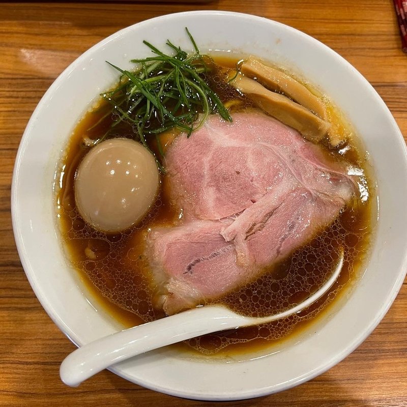 丸鶏味玉(中華そば ココカラサキゑ)