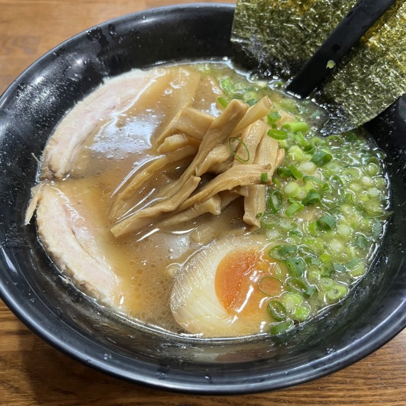 (ラーメン 秀華)