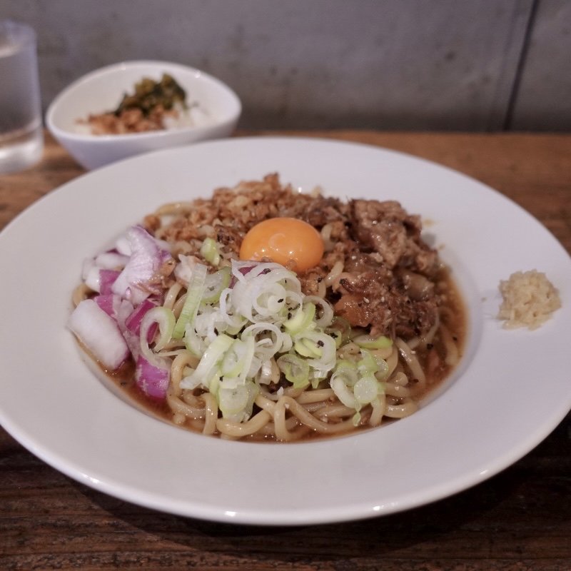 豚軟骨ルーロー花椒油そば(クレイジークラフトビア)