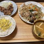 肉野菜炒め定食＋唐揚げ3個