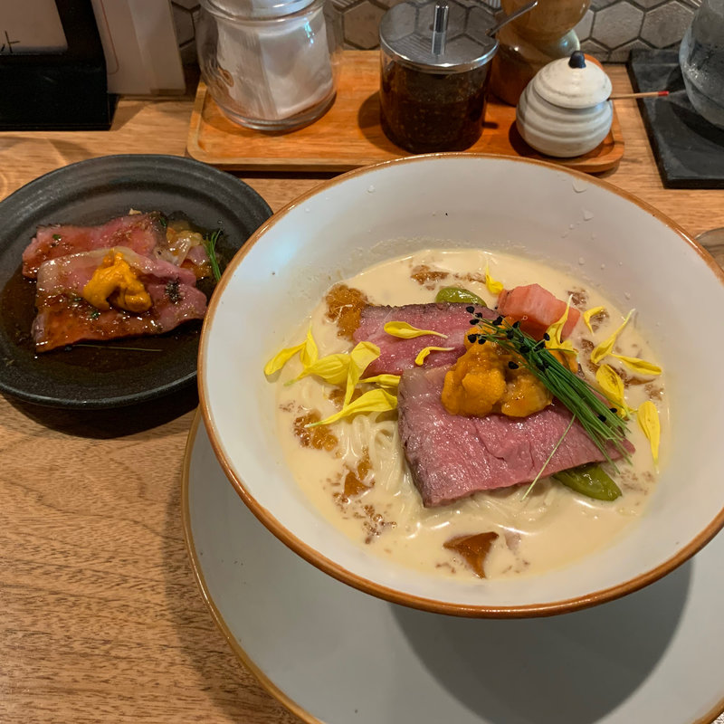 う肉のヴィシソワーズらーめん(海老丸らーめん)