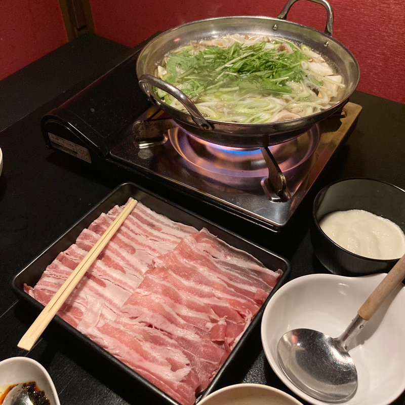 武州豚のとろろしゃぶしゃぶ(一人前)(にっぽん市 池袋西口)