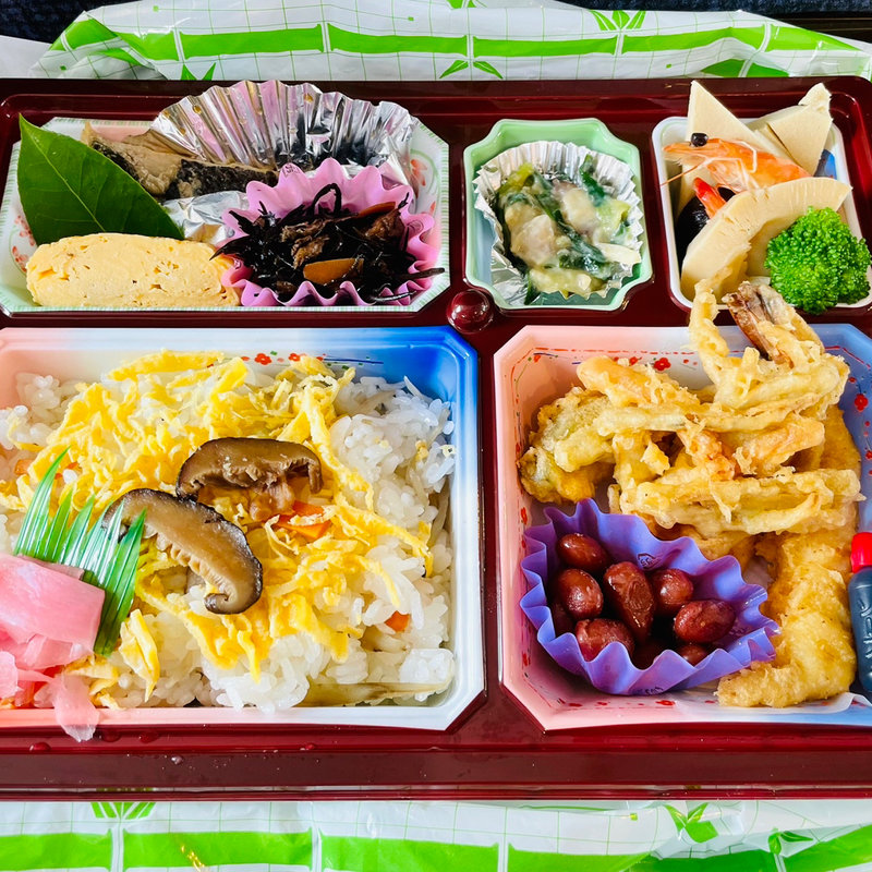 仕出弁当(SEA SPICA)