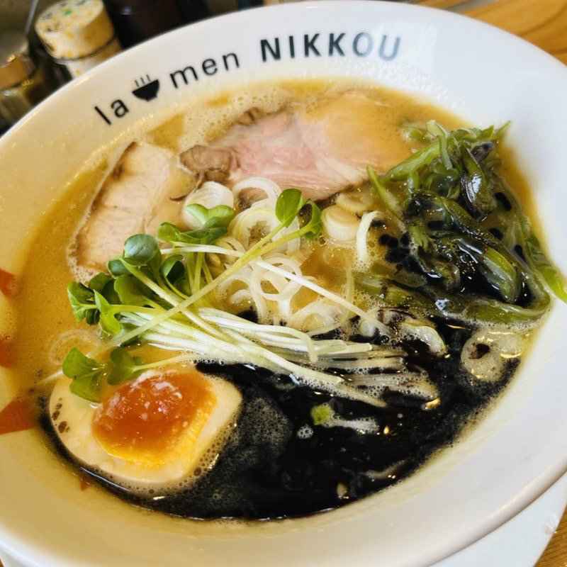 鶏白湯　マー油(ラーメン にっこう)