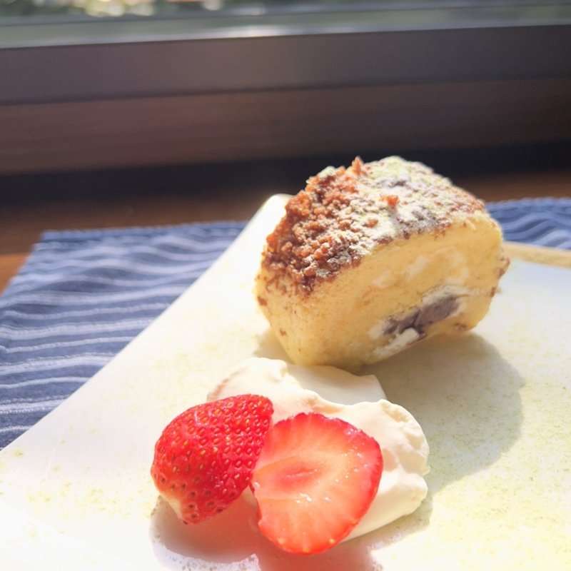 和三盆のロールケーキ(四国まんなか千年ものがたり )