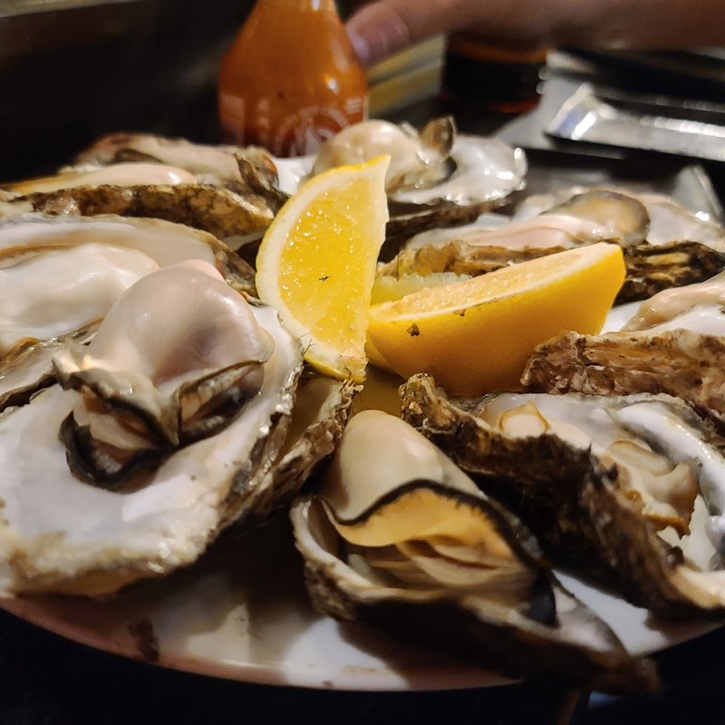 焼き牡蠣(犬山城下町 昭和横丁)