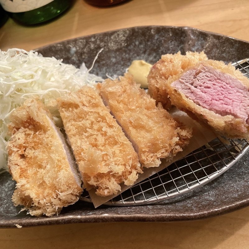 ハーフロースカツとヒレカツ1個の相盛りセット(山せみ )