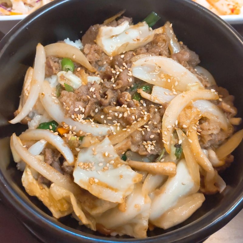 プルコギ石焼(ヤンニョムチキンと韓国料理 ナヌリ 神田)