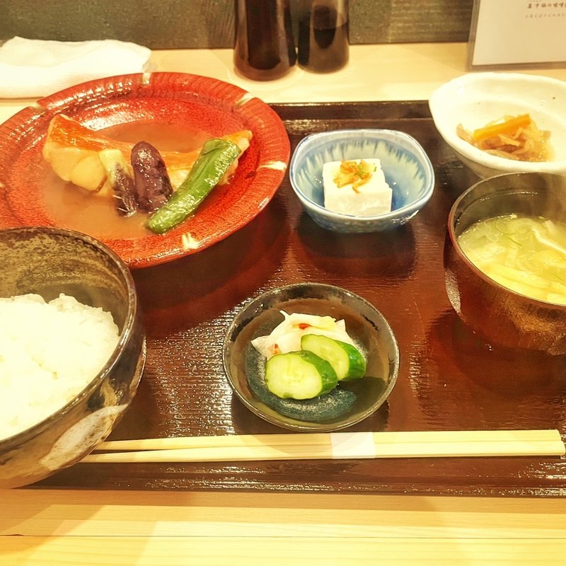 金目鯛の煮付け(小料理 早和)