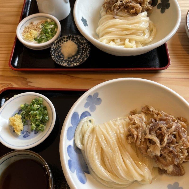 肉ぶっかけうどん(おうどん 瀬戸晴れ)
