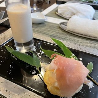 白桃とフロマージュブランのズッパ(レストラン・ピウ)