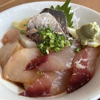 地魚漬け丼(ザ・フィッシュ （The Fish）)