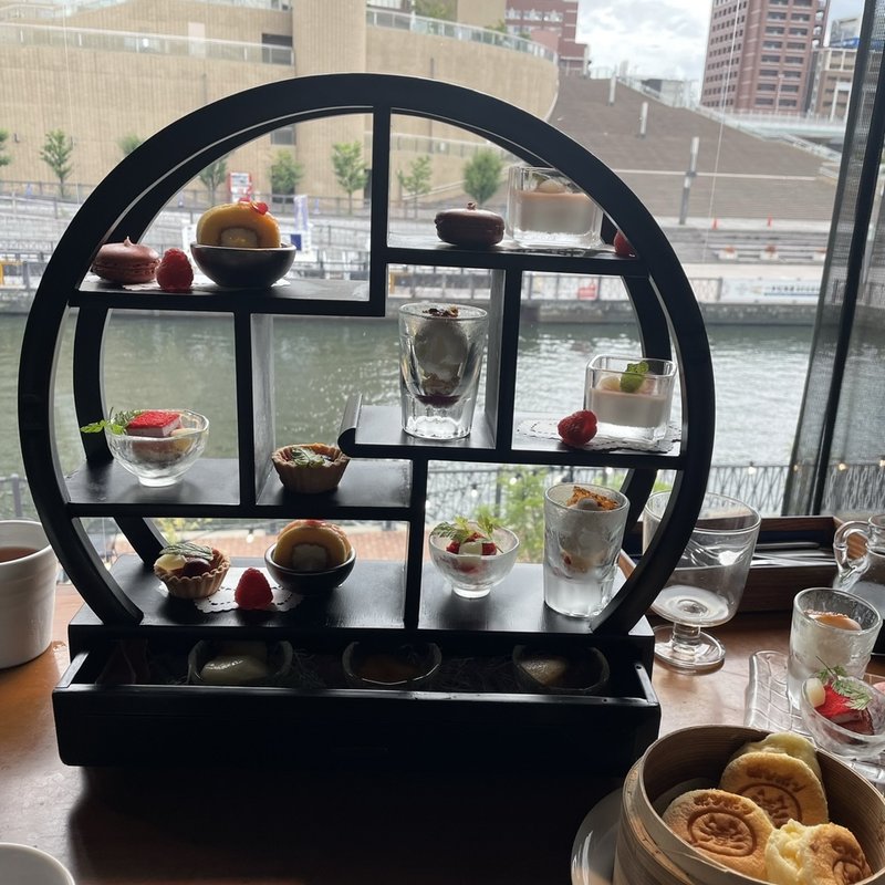 アフタヌーンティー(小籠包とナチュールワイン 堀江ブルー BLEU)