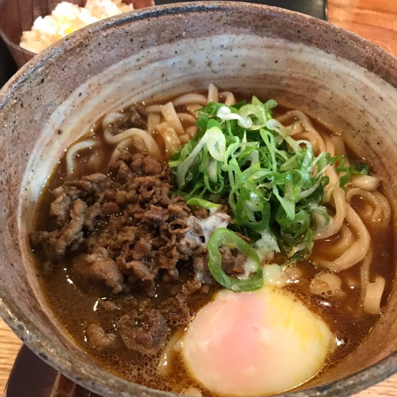 牛煮込みカレーうどん(うどん山長 恵比寿店)