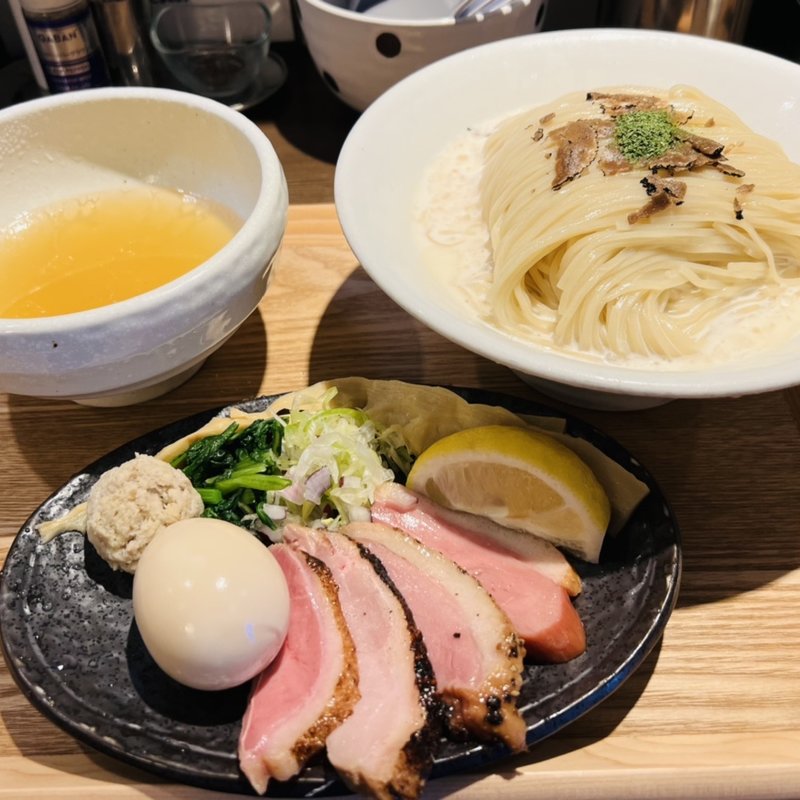 特製鴨出汁つけ蕎麦（塩）中盛り(鴨出汁中華蕎麦麺屋yoshiki)