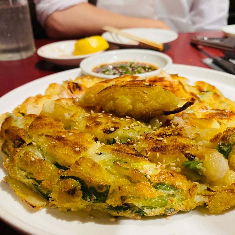 海鮮チヂミ(焼肉処 三幸園 （ヤキニクドコロサンコウエン）)