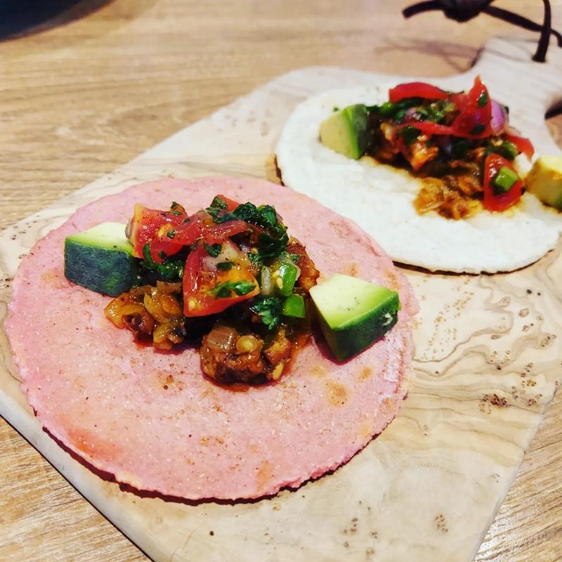 タコスカルニータス(AVOCADO HOUSE NAMBA （アボカドハウス）)