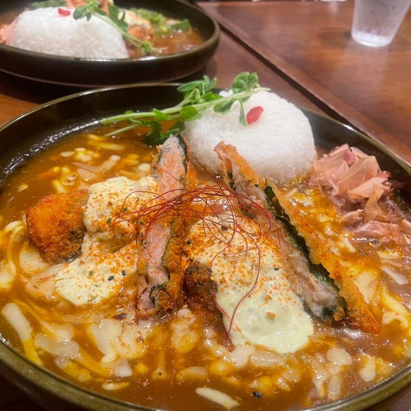 (ジパングカリーカフェ 和風カレー ヒゲ ボウズ)