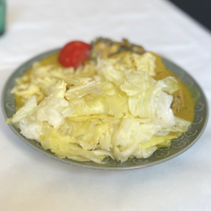 ゴールデンなタピカレー（トッピング:にがうりたまごいため・ポテサラ・きゃべつ増・とろけるチーズ・焼きトマト・合鴨コフタ）(tapir（タピ ）)